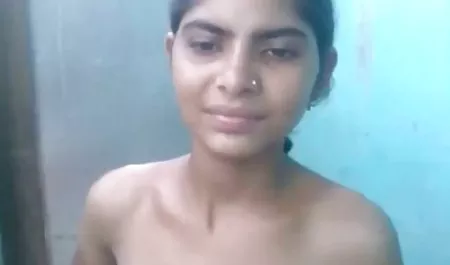 रेफरी लड़ रहे हैं और केवल समलैंगिक दंगों बंद कर दिया इंग्लिश फिल्म सेक्सी हिंदी में