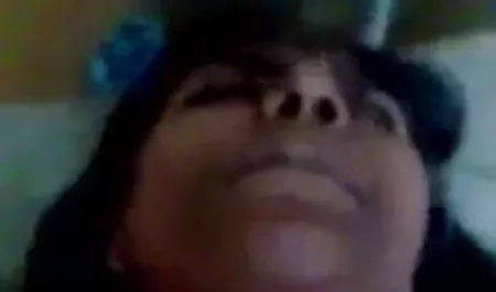 पैसे के लिए बस में पिक पिक पिक के साथ खूबसूरत सेक्सी फिल्म हिंदी में वीडियो में एशियाई भारी बन गया