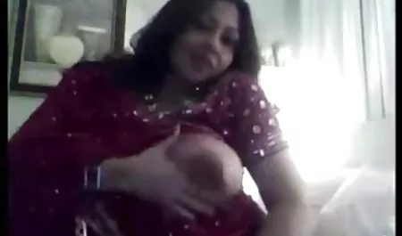 खूबसूरत सुनहरे बालों वाली के गांड काट दिया गया था और एक मुर्गा के साथ हिंदी पिक्चर फिल्म सेक्सी में समाप्त हो गया में एक मजबूत जगह