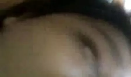 जवान लड़की सेक्सी पिक्चर वीडियो में वीडियो में एक आदमी के साथ यौन संबंध है