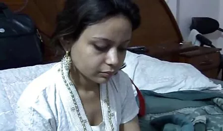 मोस्बाह शिक्षक पिछवाड़े में छात्र की आलोचना की सेक्सी फिल्म हिंदी में चाहिए