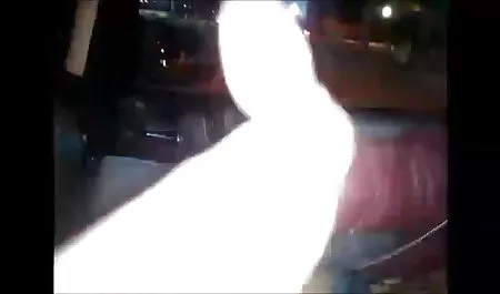 गोरा आदमी उसे शानदार कहने बनाने के लिए 800 यूरो का भुगतान किया हिंदी पिक्चर फिल्म सेक्सी में है जो घर छोड़ दिया