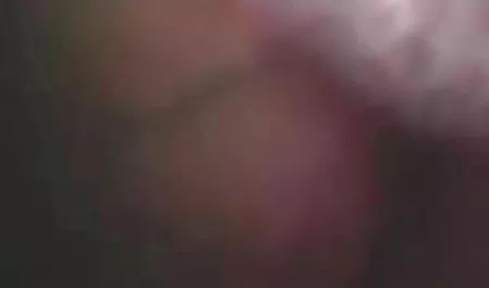 एक सेक्सी हिंदी में पिक्चर व्यस्त औरत, सेक्स से पहले, एक आदमी की फिटनेस मुर्गा से एक ब्रेसलेट पर डाल