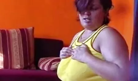 बेडरूम में एक यौन पत्नी के मूवी सेक्सी हिंदी में वीडियो साथ एक गर्म रात