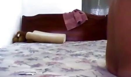 जोड़ी के मामले में, एक गोरा कैमरे पर पहले व्यक्ति चूसना और उसे बिल्ली का पर्दाफाश हिंदी फिल्म सेक्सी में करने के लिए किया था