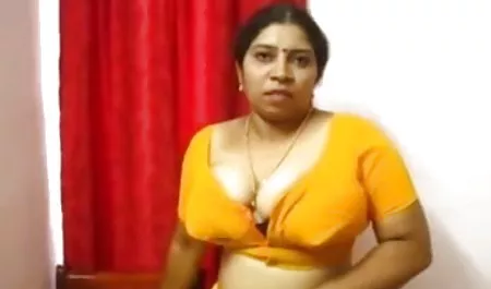 सौंदर्य गुदा भट्ठा एक कठिन मुर्गा के साथ फैल सेक्सी फिल्म वीडियो में हिंदी