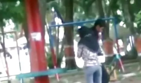 अपार्टमेंट के किराए के लिए भुगतान ब्लू पिक्चर दिखाओ ब्लू पिक्चर हिंदी में