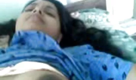 पूर्ण शारीरिक मालिश युवा श्यामला हिंदी में सेक्सी फिल्म वीडियो में