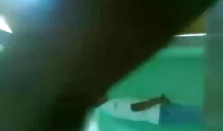 वह मशीन पर उसकी प्रेमिका डाल दिया और बड़े सेक्सी फिल्म हिंदी में बीएफ मूली की आलोचना की