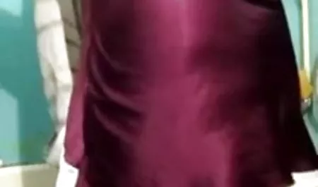 सौंदर्य मालिश समलैंगिक सेक्स के लिए एक निरपेक्ष गोरा ग्राहक हिंदी में सेक्सी बीएफ मूवी है
