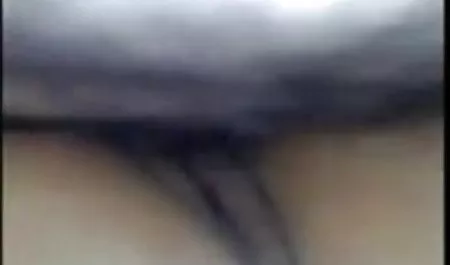 स्कीनी लैटिना गड़बड़ हो जाता है एक बिल्ली के साथ एक सज्जन के सेक्स की मूवी हिंदी में समुद्र तट पर