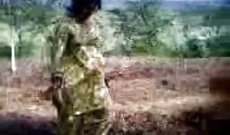 महिला एथलीट सेक्सी फिल्म हिंदी में सेक्सी धीरे नदी के पास एक युवा प्रेमी