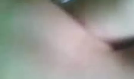 उसका पक्षपाती वेश्या उसके सेक्सी फिल्म दिखाइए हिंदी में दोस्त के साथ जाग उठा और सुझाव दिया है कि वह उसे खुशी के साथ तैयार