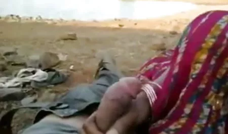 एक फोटोग्राफर होने का नाटक और हिंदी में सेक्सी मूवी फिल्म पिछवाड़े में एक लंपट गोरा तोड़ने