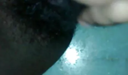 एक ही समय में दो लोगों के साथ यौन दोस्ती सेक्सी वीडियो हिंदी मूवी में