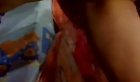 लड़का उन्हें यात्रा और पूल द्वारा उन्हें मद्रासी में सेक्सी पिक्चर फाड़ करने के लिए सुंदर सुंदरियों आमंत्रित