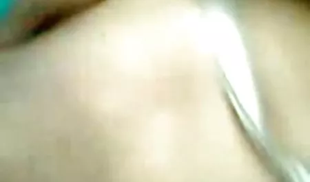 घर पर अश्लील में, वह एक गुड़िया के डिक चूसा और सेक्सी मूवी फिल्म हिंदी में बिल्ली में बदल गया