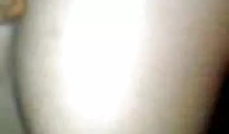 केवल एक फूहड़ उसके मुंह में एक कठिन डिक सेक्सी फिल्म वीडियो में हिंदी में महसूस करने की जरूरत है