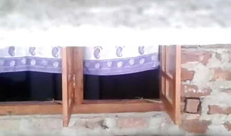 प्रसिद्ध कोलम्बियाई सेक्स हिंदी पिक्चर फिल्म सेक्सी में बम उसके प्रेमी घिनौना बनाता है