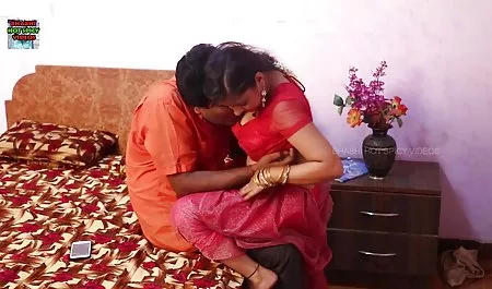 इस एथलीट उसके बालों बिल्ली में डूबने हॉलीवुड सेक्सी फिल्म हिंदी में से एक व्यस्त गोता नकली