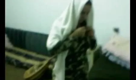 पुलिस बिल्ली में युवा कुतिया वेश्या बफ फिल्म सेक्सी में