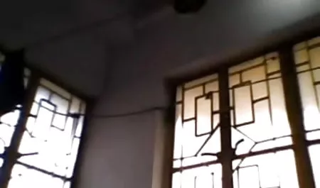 एमआईएलए जाँघिया के बिना चला गया सेक्सी हिंदी में फिल्म और वेट्रेस बहकाया