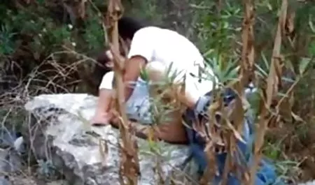 एक सेक्सी फिल्म वीडियो सेक्सी फिल्म वीडियो में ग्लैमरस गोरा दो ब्रेस में दोगुनी
