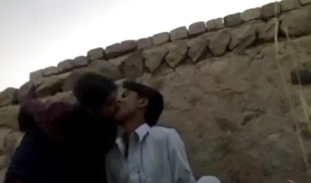 छुपा के बिना एक दोस्त के पिता कमबख्त सेक्सी फिल्म हिंदी में सेक्सी फिल्म हिंदी में