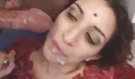 सेक्सी घुंघराले बालों वाली सेक्सी कट्टर सेक्स प्यार सेक्सी फिल्म इंग्लिश में वीडियो में करता है
