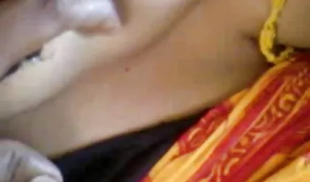 काम करने के बाद महिला के व्यापार हिंदी में सेक्सी फिल्म वीडियो तुरंत दो प्रेमी के साथ आराम