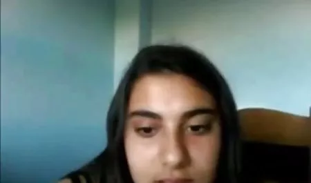 एक मोटल में अपने चिकन में एक हिंदी में सेक्सी बीएफ फिल्म सुंदर छेद खरीदता