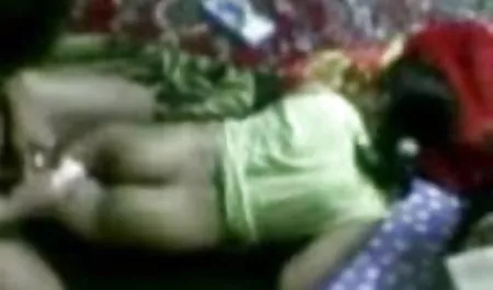 सवाल में आदमी एक सुंदर वेश्या के साथ गुदा सेक्स हिंदी फिल्म वीडियो में सेक्सी के लिए नाश्ता विमर्श किया