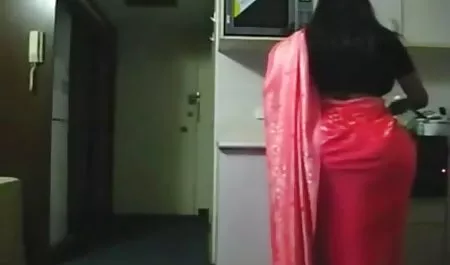 सुनहरे बालों वाली सेक्स हिंदी में सेक्सी मूवी वीडियो के दौरान कटौती करने में कामयाब