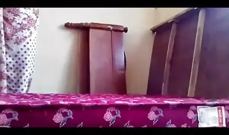 गुड़िया एक विशेष प्रदर्शन सेक्स फिल्म बताओ वीडियो में के माध्यम से जाने के लिए सहमत हुए और एजेंट दिया