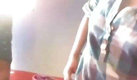 एक विशेष स्पेनिश पहलवान अपने कौशल से हिंदी में सेक्सी मूवी पता चला