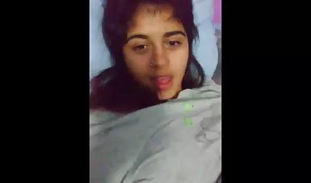 एक आकर्षक संभोग वीडियो फिल्म सेक्सी हिंदी में करने के लिए एक सुंदर गोरा प्रेमी लाओ