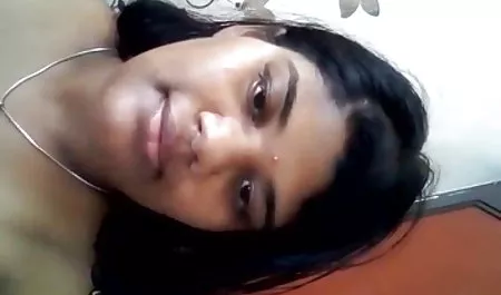 पतला और पतला श्यामला सेक्सी फिल्म दिखाइए वीडियो में के साथ बेडरूम में संवेदी कमबख्त