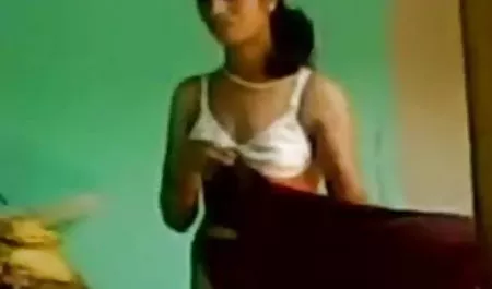 बिग स्तन सुनहरे बालों वाली छूत बफ फिल्म सेक्सी में कट्टर चाटो किशोर